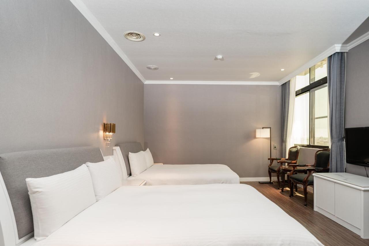 Fu Hsiang Hotel Yilan Exterior foto