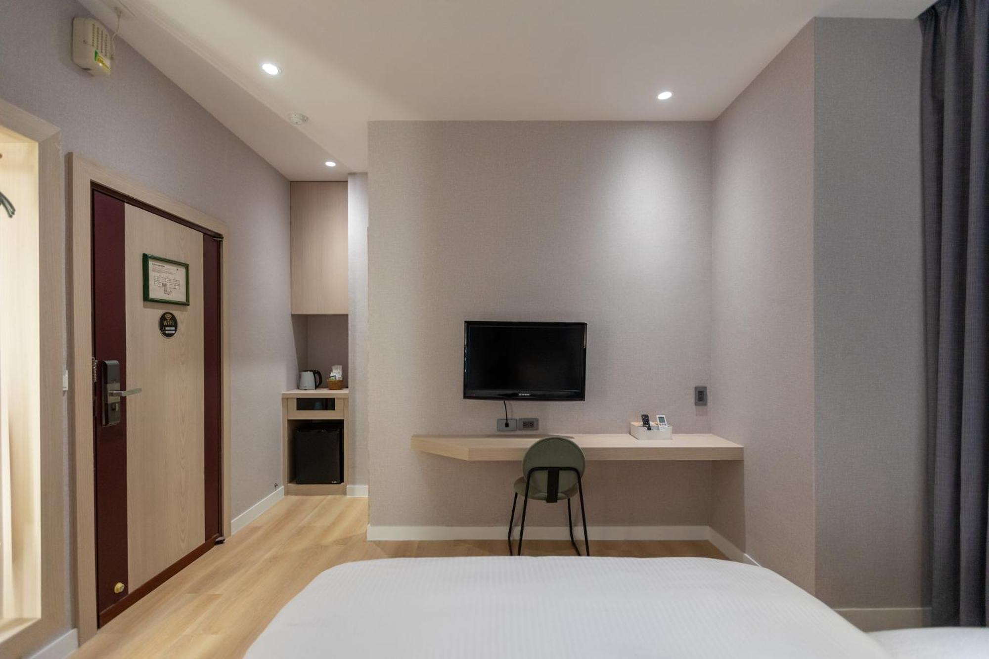 Fu Hsiang Hotel Yilan Zimmer foto